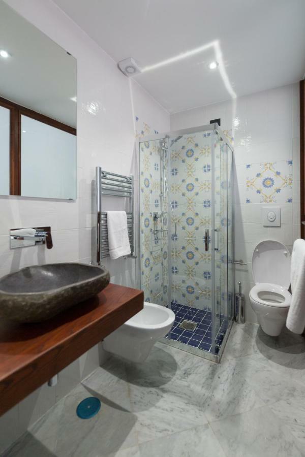 Bed and Breakfast Palazzo Doria d'Angri Napoli Esterno foto
