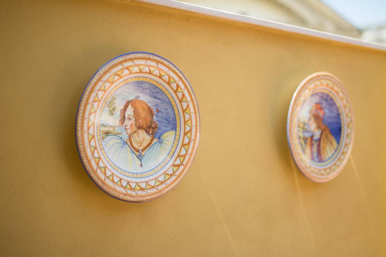 Bed and Breakfast Palazzo Doria d'Angri Napoli Esterno foto