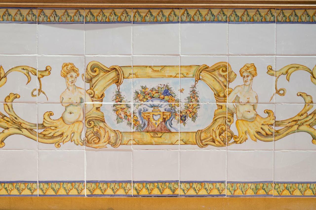 Bed and Breakfast Palazzo Doria d'Angri Napoli Esterno foto