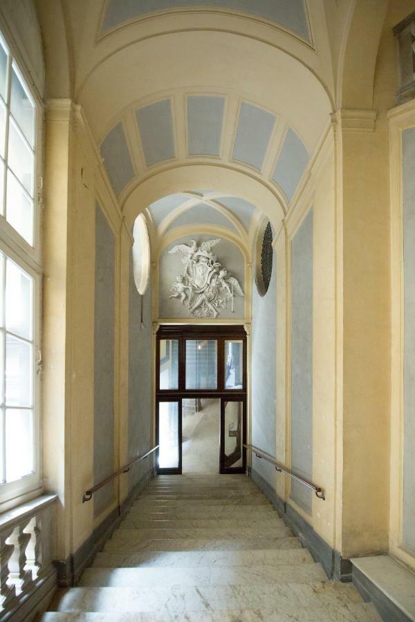 Bed and Breakfast Palazzo Doria d'Angri Napoli Esterno foto